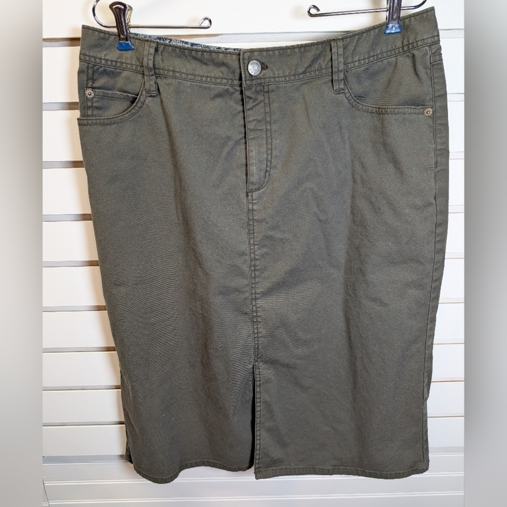 Eddie Bauer Olive Green Pencil Skirt Size 12 EUC